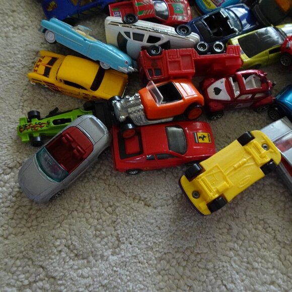 Hot Wheels Matchbox Other Lot of 40 Cars / Vehicles USED - Picture 3 of 6